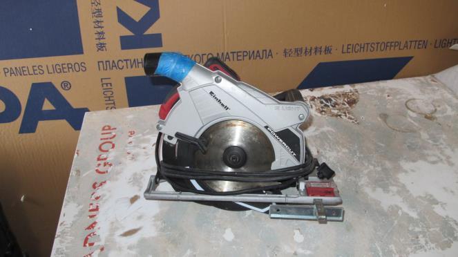 Stan techniczny dobry 10 Pilarka ręczna EINHELL RT-CS 190/1 1 2015 Marka EINHELL Typ RT-CS 190/1