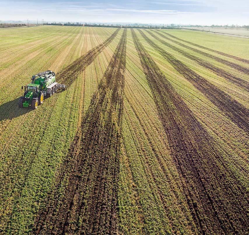 45 NOWA PRECYZJA System John Deere Mobile RTK Signal można obsługiwać za pośrednictwem systemu JDLink.