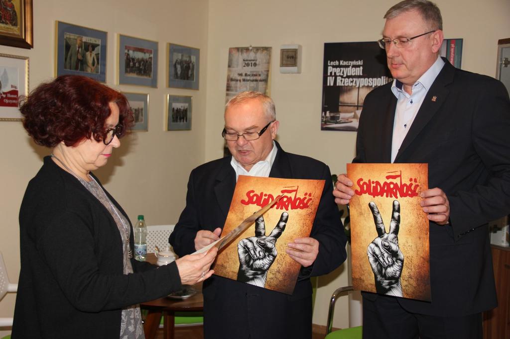 in. przewodniczący Regionu Środkowo-Wschodniego NSZZ Solidarność Marian Król oraz wiceprzewodniczący Krzysztof Choina i
