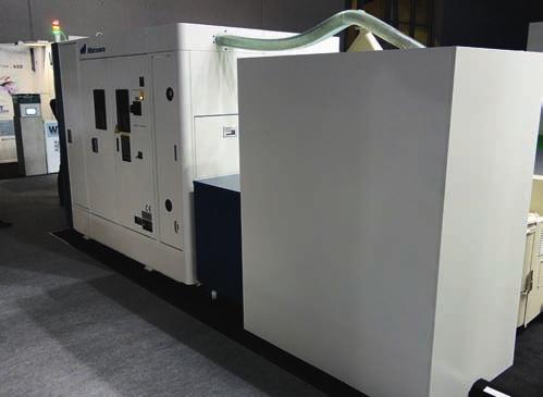 Kolejnym przykładem wytwórczego centrum hybrydowego jest maszyna MetalFAB1 (fot. 3). Producent przyjął strategię budowy modułowej, rozszerzając ją zgodnie z wymogami kompletnego ciągu produkcyjnego.