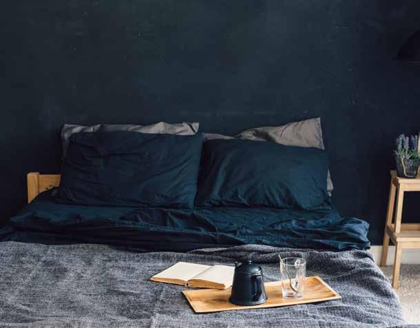 BLUE DENIM NEARLY BLACK Młody dekor dla branży meblowej: Louis Czerń