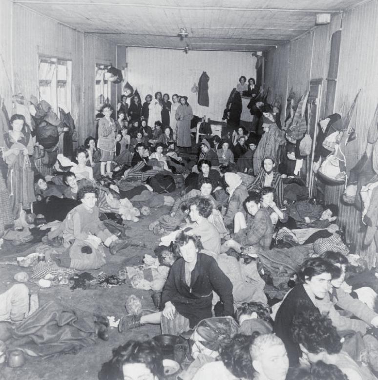 BERGEN-BELSEN W lecie roku ofensywa wojsk alianckich zmusiła nazistów do zamykania obozów koncentracyjnych.