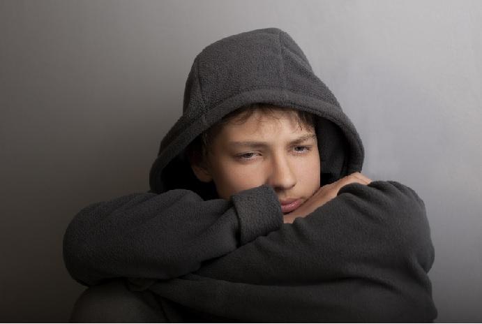 Dla jednych dopalacze to sposób radzenia sobie z emocjami, dla innych ucieczka od prozy życia, od rodziców, z którymi nie znajdują wspólnego języka.