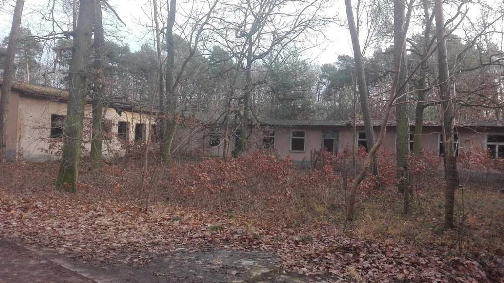 W obrębie sanatoryjnym Nowego Czarnowa zdaniem jednego z mieszkańców znajduje się budynek zamieszkiwany przez patologiczną społeczność, która bywa agresywna, spożywa alkohol w miejscach publicznych i