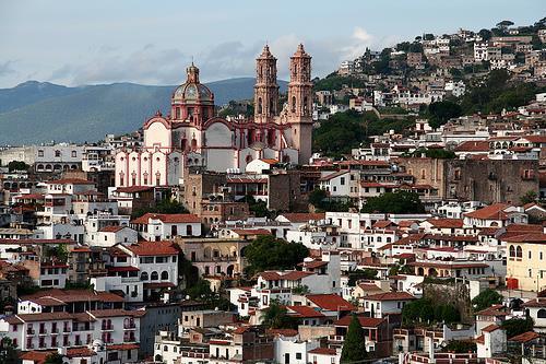 Meksykańska stolica srebra #1 Będąc w Mieście Meksyk polecamy jednodniową wycieczkę do Taxco - kolonialnego srebrnego miasta.