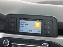 0, Apple CarPlay, Android Auto, zestaw głośnomówiący z Bluetooth, funkcja wzywania pomocy, 2 gniazda USB, zdalne sterowanie na kierownicy, 6 głośników Radioodtwarzacz SYNC 2.