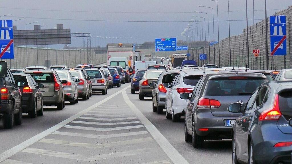 4 CZĘSTSZE ZABIEGI USZARSTNIAJĄCE /