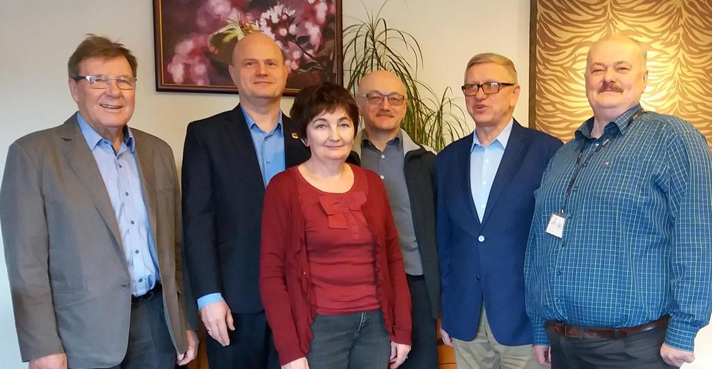na ważne wydarzenia, takie jak wybory nowego Zarządu Oddziału oraz obchodzony latem jubileusz 65 lecia