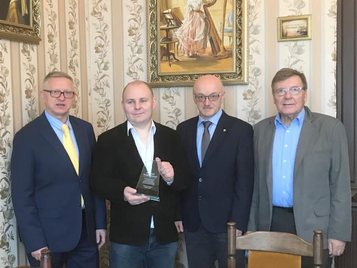 Najlepszą aktywnością w minionym roku wykazały się: koło uczniowskie nr 5 w "Koszalińskim Elektroniku" oraz