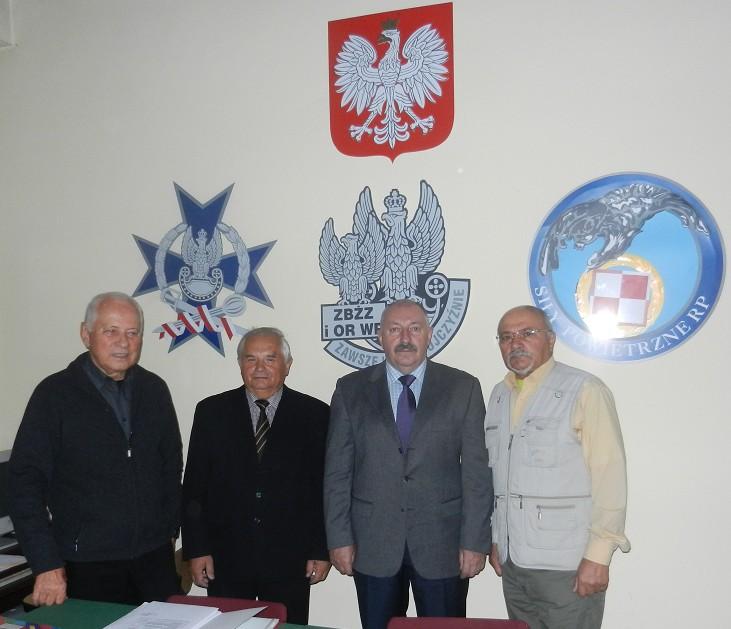1 WOJEWÓDZKA KOMISJA REWIZYJNA podsumowanie i krótkie sprawozdanie z działalności w 2012 r. W dniu 25.10 2012 r.