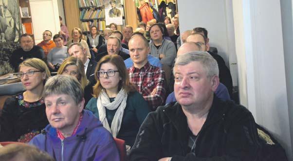 Prace archeologiczne przynoszą ciekawe, czasami zaskakujące lub wręcz nieprawdopodobne odkrycia, przedmioty, których nie powinno znajdować się w tym regionie tłumaczy podekscytowany Mieczysław Bienia.