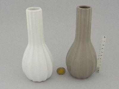 brutto: 7,38 zł 4 / 36 Wazon ceramiczny rozeta, wąski; wym.