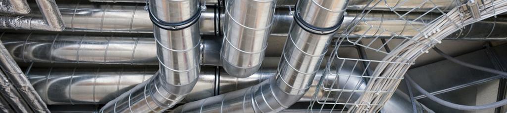 03 URE - Urząd Regulacji Energetyki OTOCZENIE RYNKOWE Ponieważ ciepło może być wytwarzane w różnych źródłach (o różnych technologiach), koszty wytwarzania i ceny ciepła dostarczanego z tych źródeł są