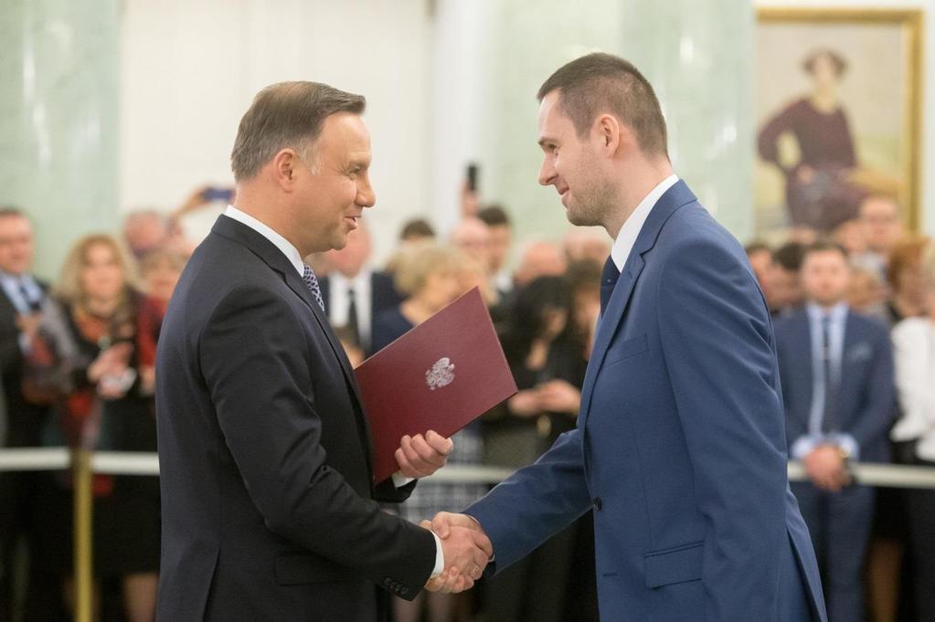 Sprawy Instytutu Geografii i Rozwoju Regionalnego Nominacja profesorska 13 lutego 2019 w Pałacu Prezydenckim odbyła się