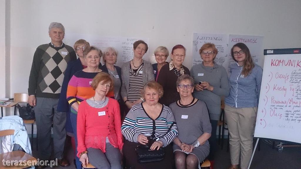 Główne działania Fundacji w 2016 roku: 1. Prowadzenie strony internetowej i profilu na Facebooku w sposób ciągły.