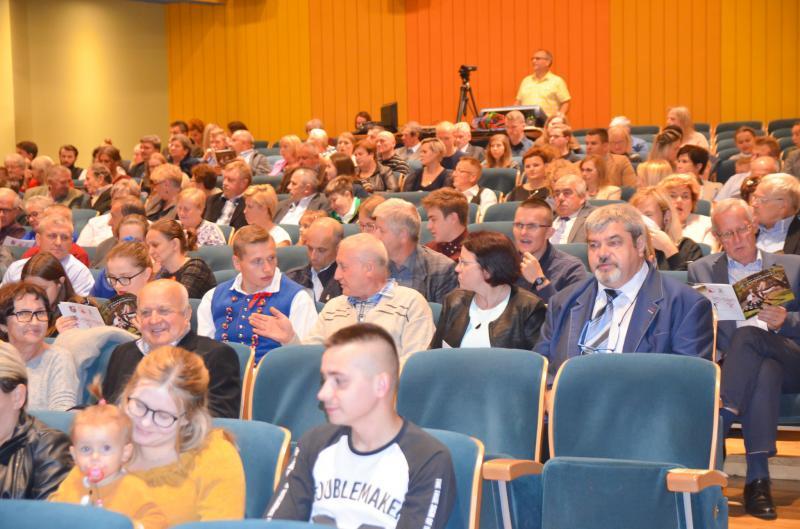 kierownik kapeli, Agnieszka Niedbała, Emilia Łachut,