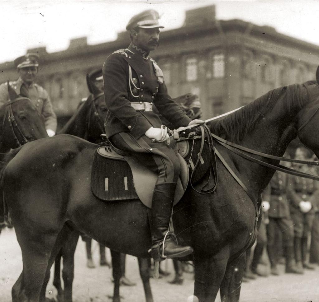 szyli do przeciwnatarcia. Wielokrotnie dochodziło do walki wręcz. Po całodziennej walce oddziały 1., 5. i 6. pułku piechoty legionów otworzyły 3. Armii drogę na zachód.