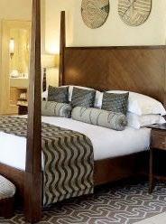 Let the Saxon treat you to personalised, discreet service and unparalleled South African hospitality.