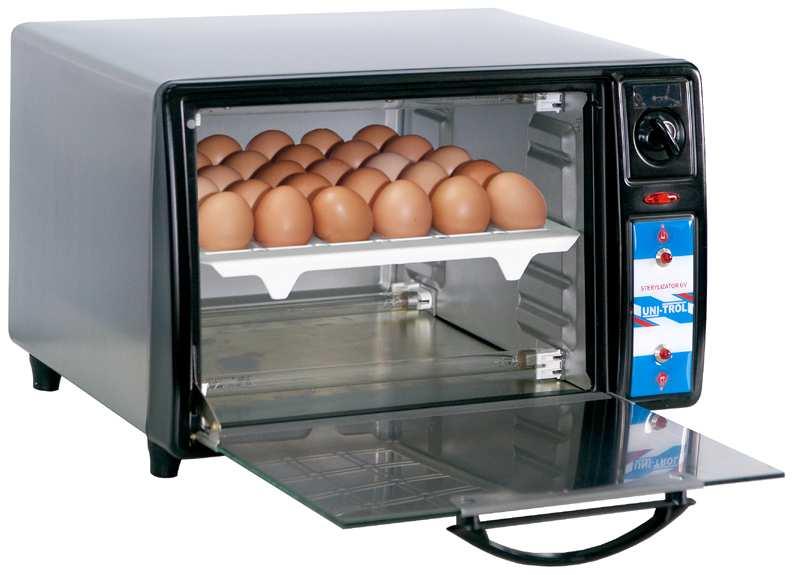1 Naświetlacz UV przeznaczony do dezynfekcji kurzych jaj. Skuteczność procesu odkaŝania powoduje, Ŝe konieczność wyparzania staje się zbędna.