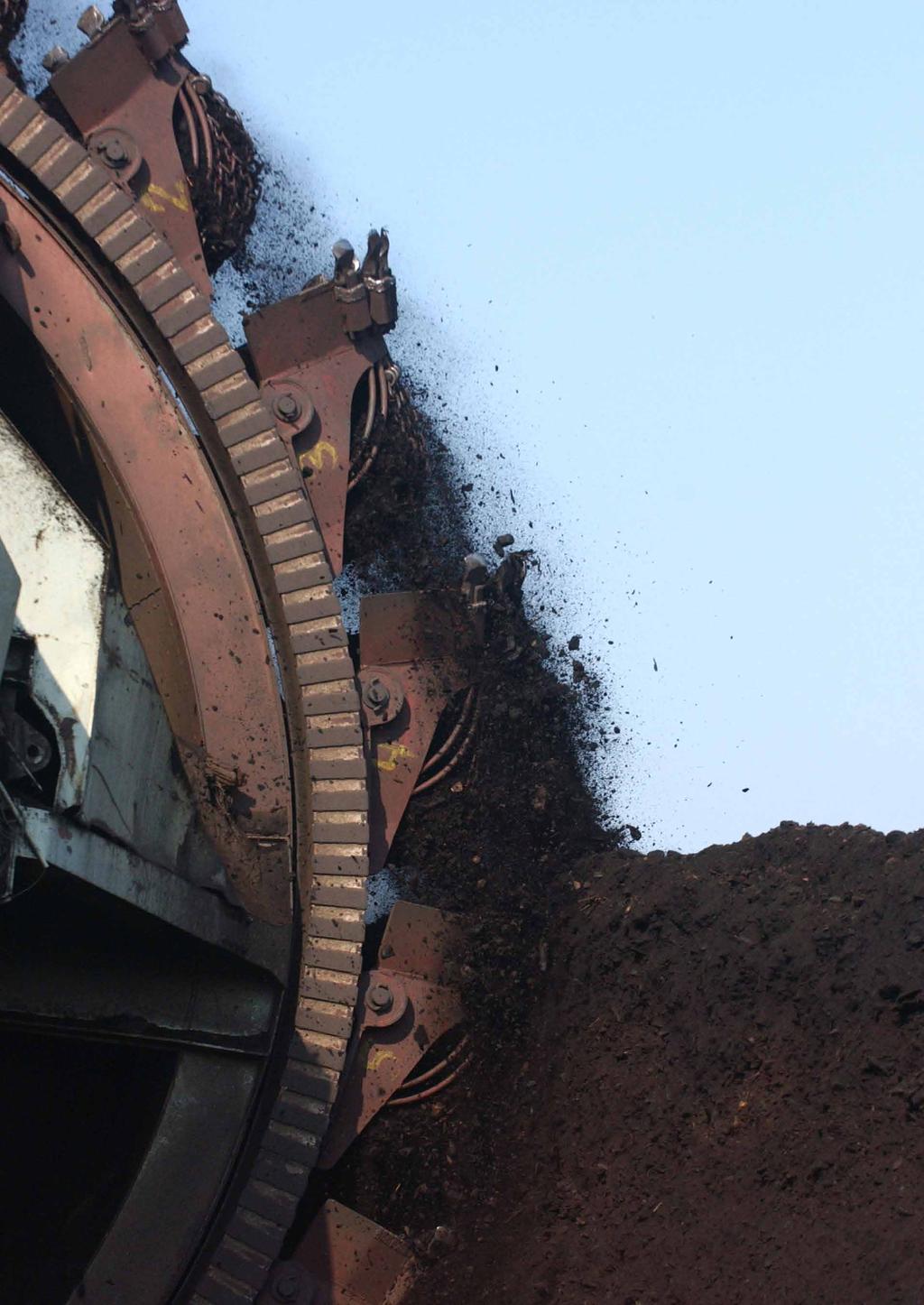 Górnictwo i minerały Solidne, niezawodne przetwornice AC pozwalają na znaczne oszczędności CAPEX oraz OPEX w górnictwie oraz obróbce minerałów Wysoce efektywne