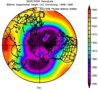 U góry: pole geopotencjału ma powierzchni 850hPa.