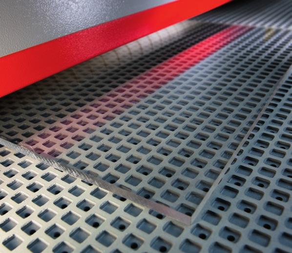 IET LAST JEDNORODNE STOŁY ROBOCZE Najwyższa jakość, redukcja odpadów, znaczne obniżenie