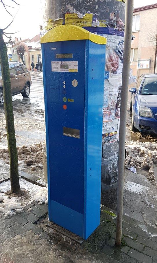 Nowe parkometry w Lidzbarku W ostatnim czasie na terenie miasta pojawiły się nowe parkometry, które zastąpiły te stare i zużyte. Wkrótce zmienią się również opłaty za opłaty parkingowe.