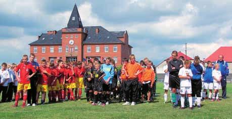 Gwarek Ornontowice zakończył sezon piłkarski GKS 2010/2011 efektownym zwycięstwem 4:1 nad drużyną GTS Bojszowy.