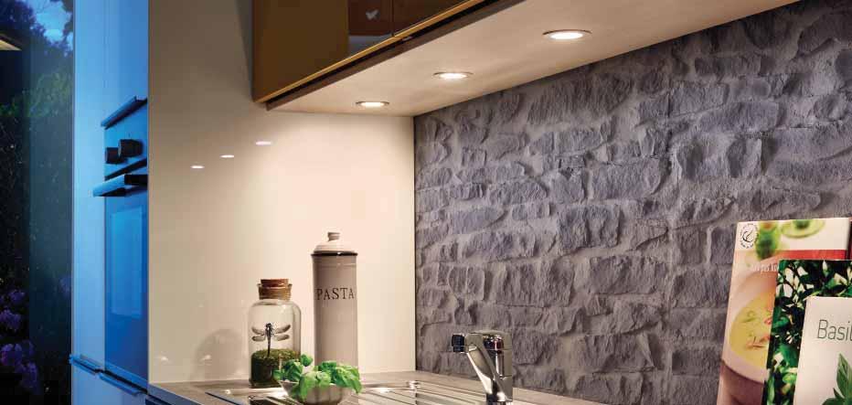 Dynamic FR 55-LED Recessed LED luminaire with planar light and adjustable colour appearance Dynamic 40-60 cm 1) Introduction Power supply track system Connection: LED transformer DC 24 V Life: