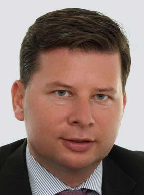 Jest doradcą prawnym Związku Pracodawców Branży Internetowej IAB Polska oraz Polskiej Izby Ubezpieczeń (PIU).