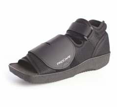 But pooperacyjny Squared Toe Squared Toe - but pooperacyjny. Wskazany dla pacjentów w trakcie leczenia palucha koślawego. Chroni opatrunek, idealny w trakcie rehabilitacji.