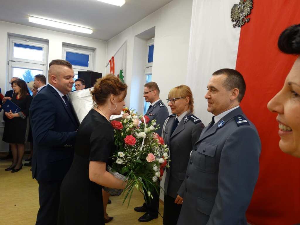 W uroczystości uczestniczył Zastępca KWP zs. w Radomiu - insp. Kamil Borkowski oraz zaproszeni goście. Podczas zbiórki pożegnano również I Zastępcę Komendanta Powiatowego Policji w Garwolinie - mł.