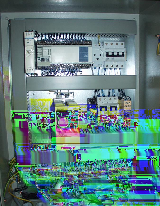 Rys. 2 Źródło prądu urządzenia 24V Ster owni k PLC napięcie wyjściowe 230V Wyłącznik prądu dla dodatkowych urządzeń System wyłączania