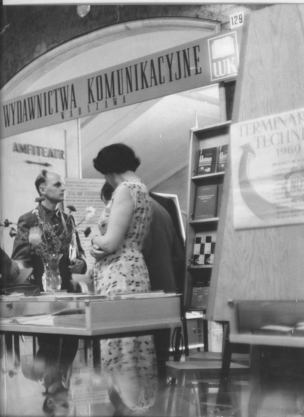 W Międzynarodowych Targach Książki w Warszawie Wydawnictwa Komunikacyjne uczestniczyły corocznie od początku ich istnienia na