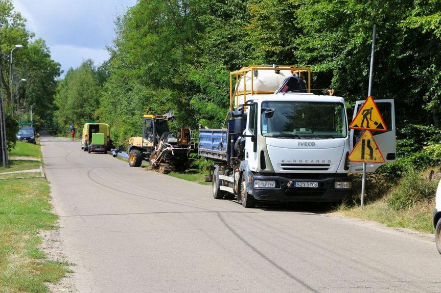 Rozpoczęto budowę sieci wodociągowej na odcinku Brzękowice Dolne Goląsza Biska