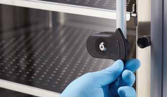 CellXpert nowa seria inkubatorów CO 2 Eppendorf New CO 2 INCUBATORS Łatwa obsługa: Konstrukcja magnetycznej blokady drzwi znacząco redukuje siłę potrzebną do otwierania i zapewnia szczelne zamknięcie