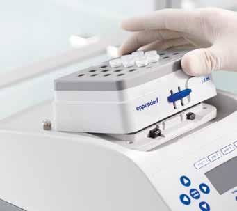 Wszystkie bloki SmartBlock zostały wyposażone w specjalny system Eppendorf QuickRelease, który umożliwia szybką i łatwą wymianę bloku.