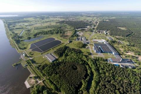 ZAKŁAD PÓŁNOCNY Zakład ujmuje wodę powierzchniową z Jeziora Zegrzyńskiego poprzez ujęcie typu brzegowego.