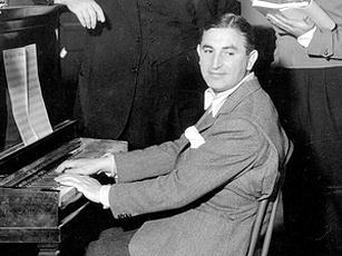 Napisał muzykę do pierwszego hitu filmowego musicalu 42nd Street, w choreografii Busby Berkeley a, który potem współpracował przy wielu filmach muzycznych.