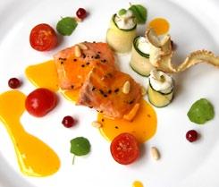 wyróżnienie 28 Łosoś marynowany w trójniaku i miodzie z sejneńszczyzny/łoździejszczyzny z purée z pasternaka i bryndzy z sosem pomarańczowo-szafranowym 100 Kacper Bejlik, Kacper Chalecki Zespół Szkół