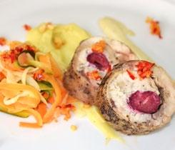 52 Zielononóżka na purée ziemniaczanym w towarzystwie warzywnego spaghetti, sosu z oscypka i salsy orzechowej 80 Kamil Rajdaszka, Rafał Pacek Zespół Szkół Ponadgimnazjalnych Nr 2 CKP w Garwolinie 100