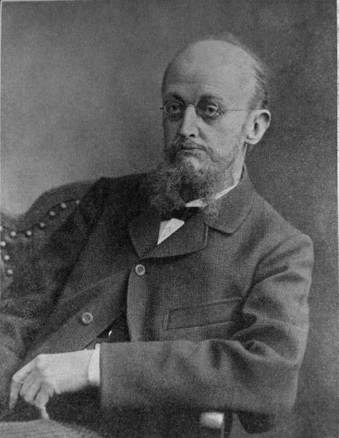 Historia Carl Anton Dohrn marca r Carl Anton Dohrn złożył wniosek o zezwolenie na budowę swojej rezydencji, która stanęła przy narożniku pl.
