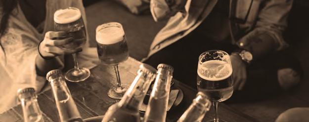 PIWO PIWO Z NALEWAKA / DRAUGHT BEER RESTAURACJA Książęce pszeniczne Tyskie 0,3 L 5 PLN 0,5 L 6 PLN 6 PLN 5 PLN 6 PLN KRĘGIELNIA Grolsh Lech Tyskie Książęce