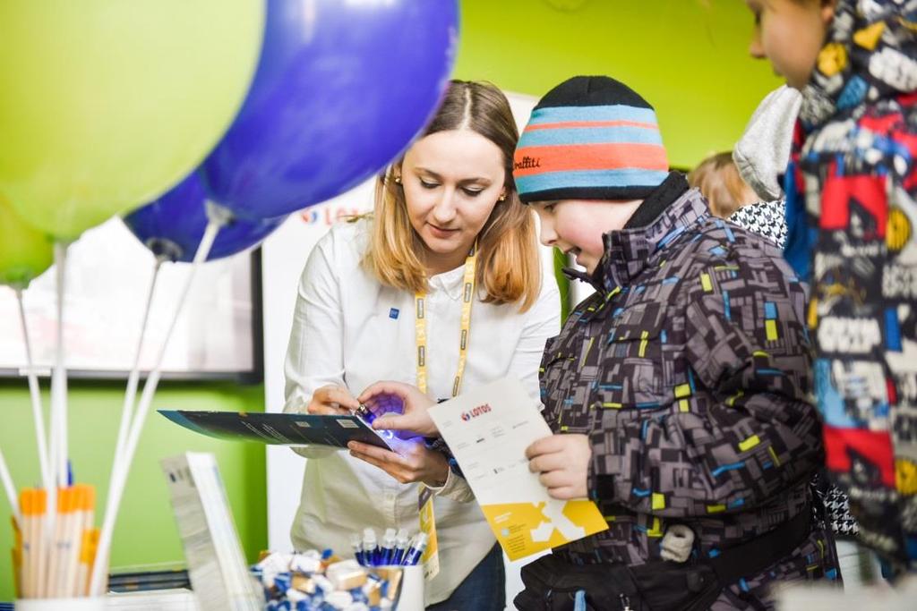 Ścieżki zachęcą uczniów do aktywnego udziału w Festiwalu poprzez poszukiwanie odpowiedzi na zadane w ścieżce pytania.