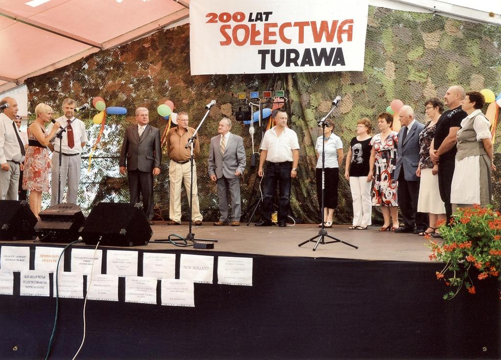 Od 2009 roku sołtysem wsi została Teresa Żulewska. Kadencję rozpoczęła od obchodów 200-lecia sołectwa Turawa.