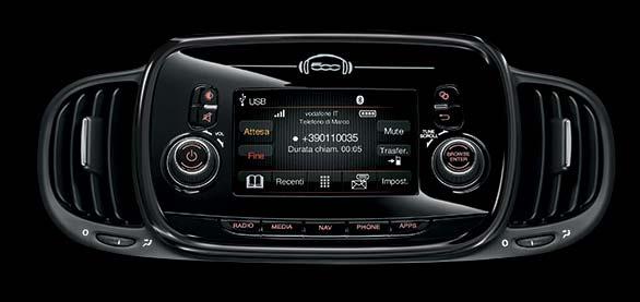Dostępny w trzech różnych konfi guracjach: Uconnect HD LIVE z tunerem radiowym, elementami sterowania na kierownicy, systemem głośnomówiącym Bluetooth oraz usługami Uconnect LIVE (TuneIn, Reuters,