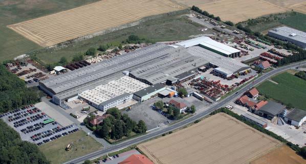 Przedsiębiorstwo B. Strautmann & Söhne GmbH u. Co. KG jest rodzinną firmą średniej wielkości istniejąca od ponad 80 lat a mającą swoją siedzibę w południowej części Dolnej Saksonii.