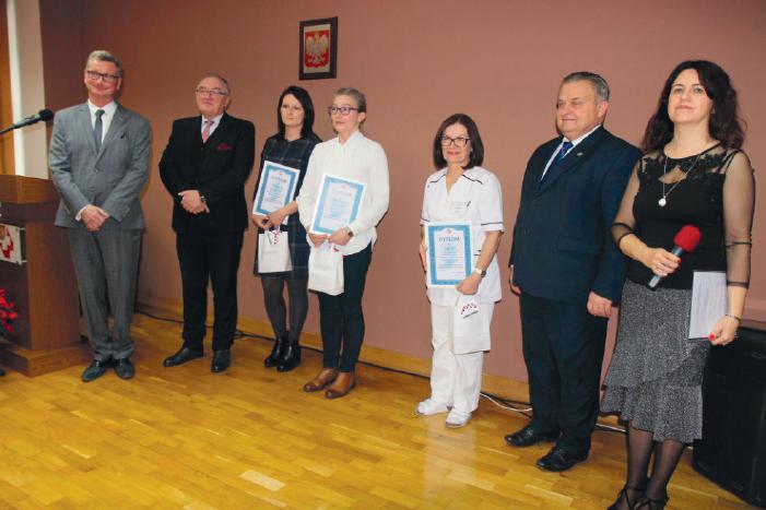 cjalistyczny ambulans typu C.