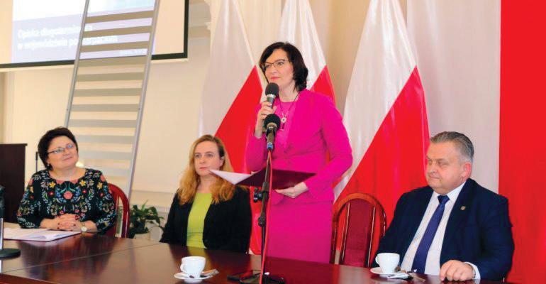 Wokół samorządu Długoterminowa opieka zdrowotna w województwie podkarpackim debata O długoterminowej opiece zdrowotnej