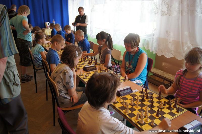 IX Ogólnopolski Turniej Szachowy W dniu 30 czerwca 2012 r. w Szkole Podstawowej odbył się IX Ogólnopolski Turniej Szachowy.